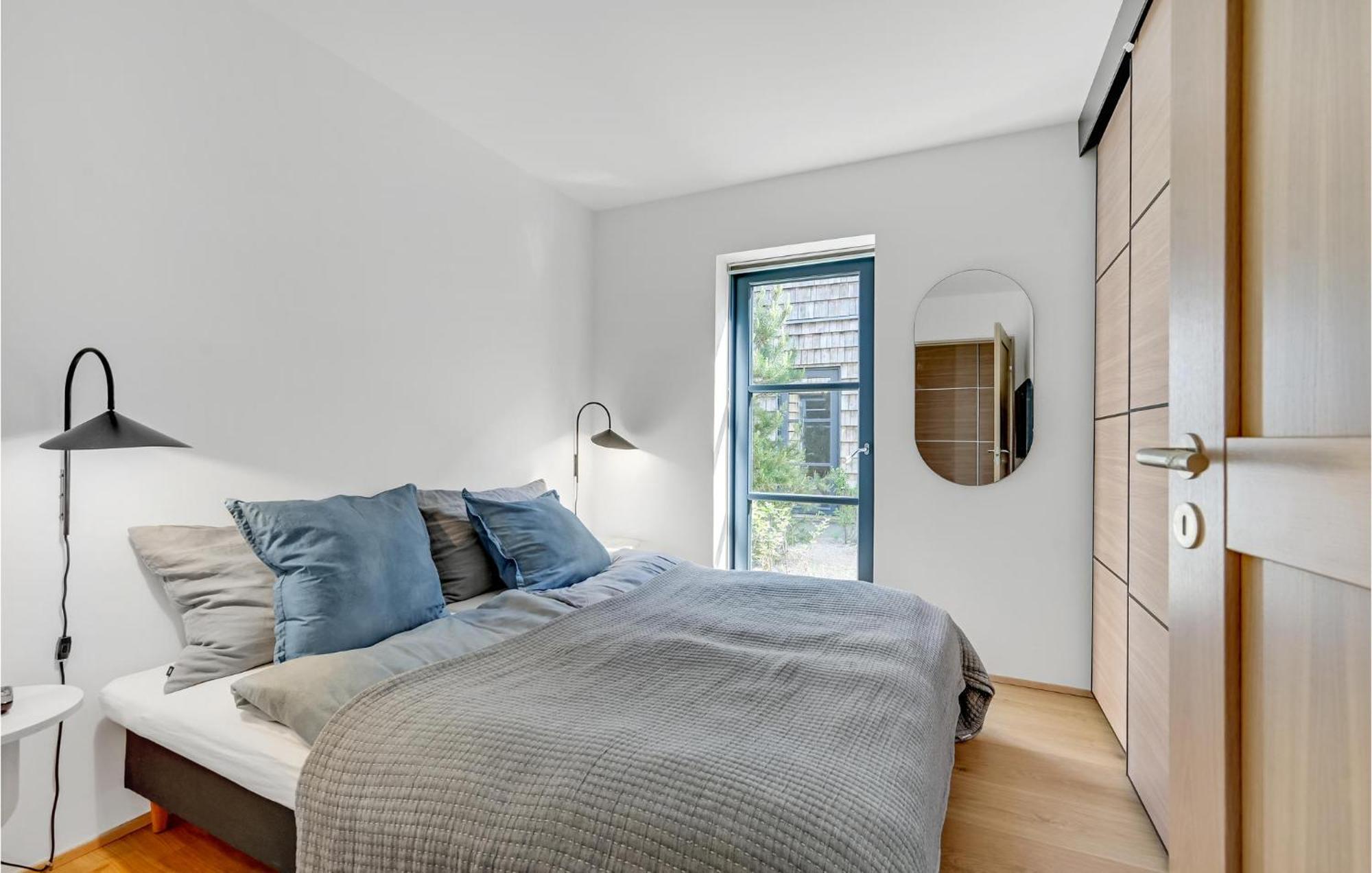 3 Bedroom Nice Apartment In แคร์เทอมินเนอ ภายนอก รูปภาพ