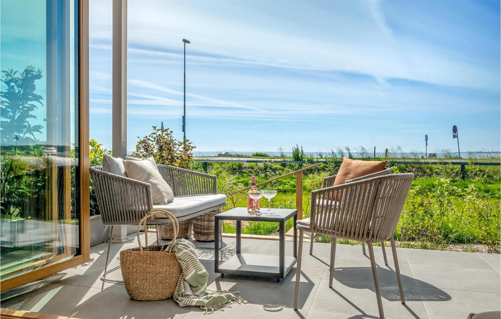3 Bedroom Nice Apartment In แคร์เทอมินเนอ ภายนอก รูปภาพ