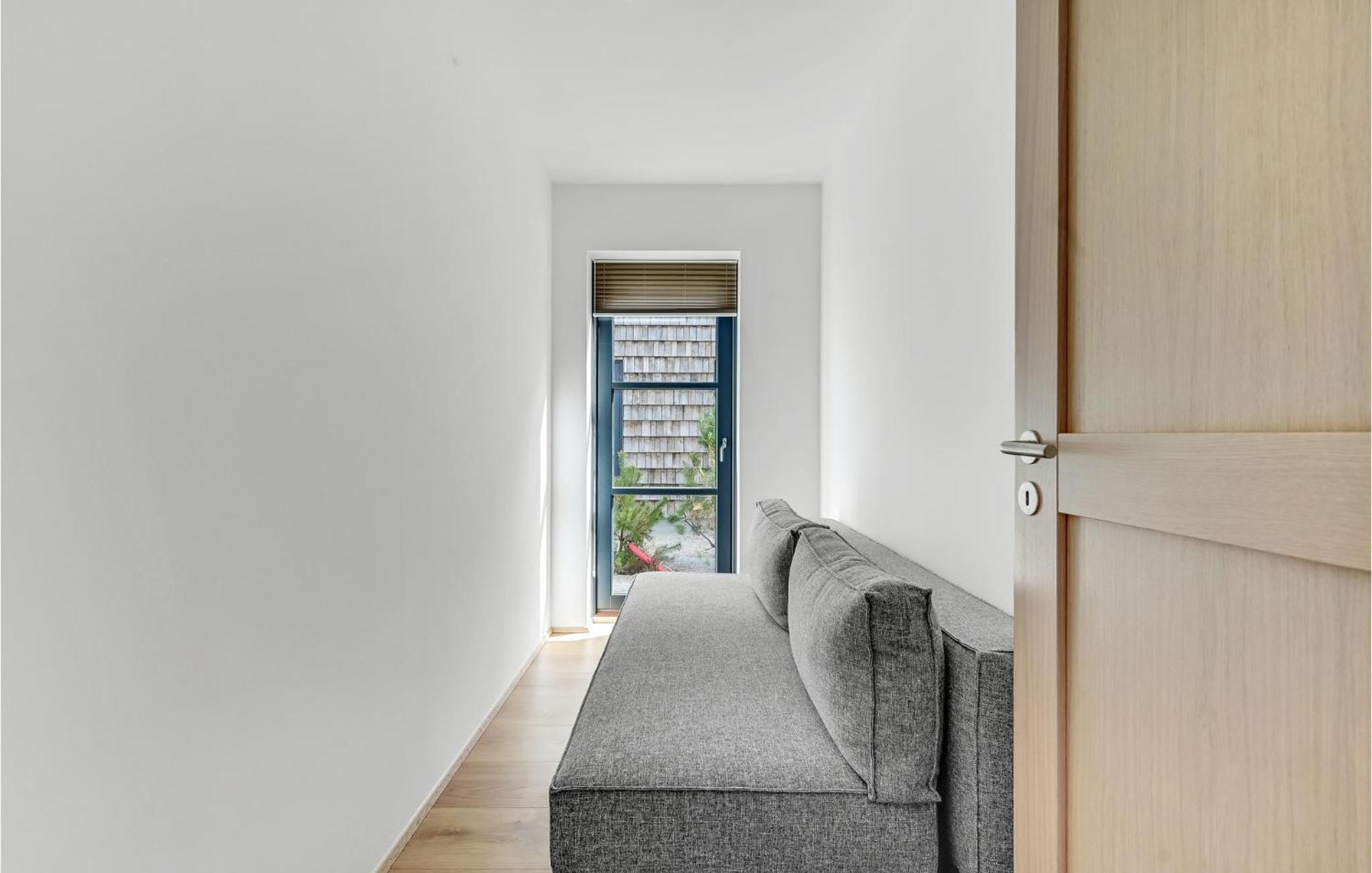 3 Bedroom Nice Apartment In แคร์เทอมินเนอ ภายนอก รูปภาพ
